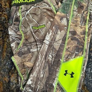Under Armour scent control thermal